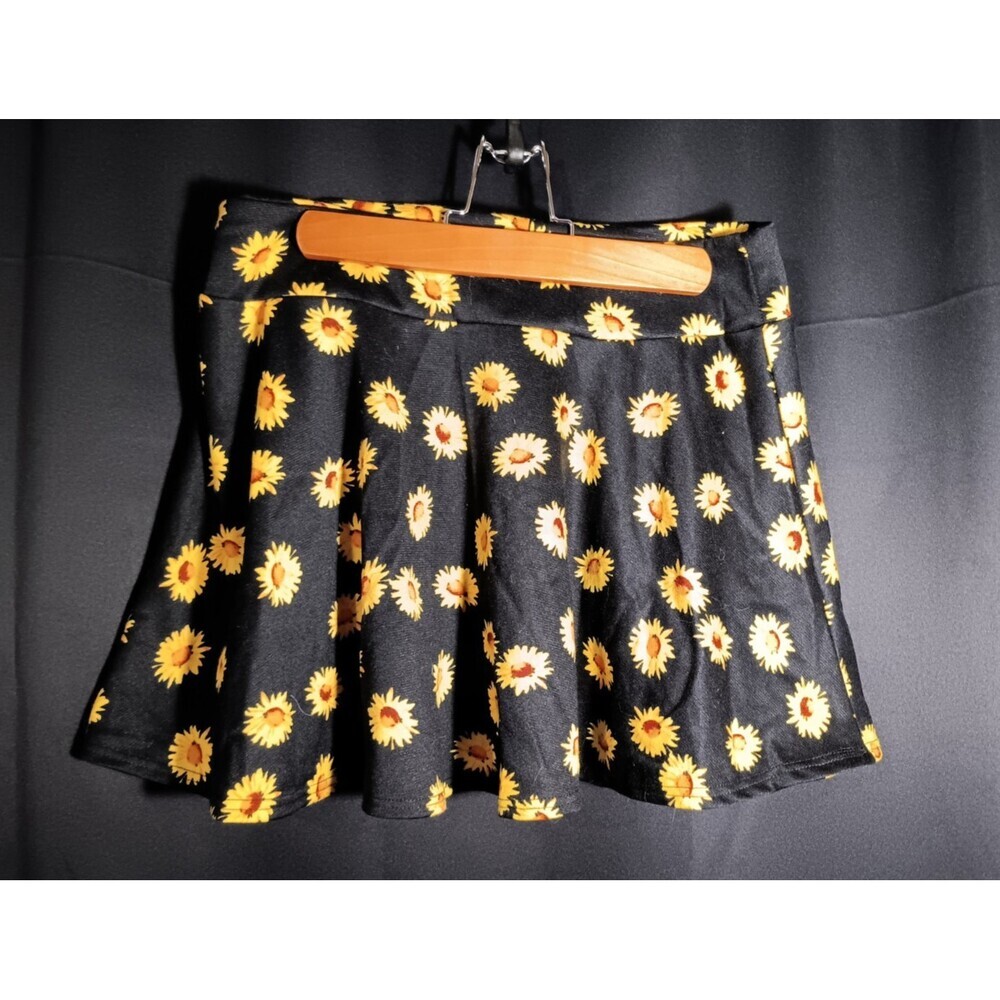 Banana Lemon Mini Skirt Women’s Medium Black Sunflower Print Made in USA 90s Y2K